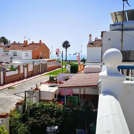 בית נופש House Guadalmar מאלגה
